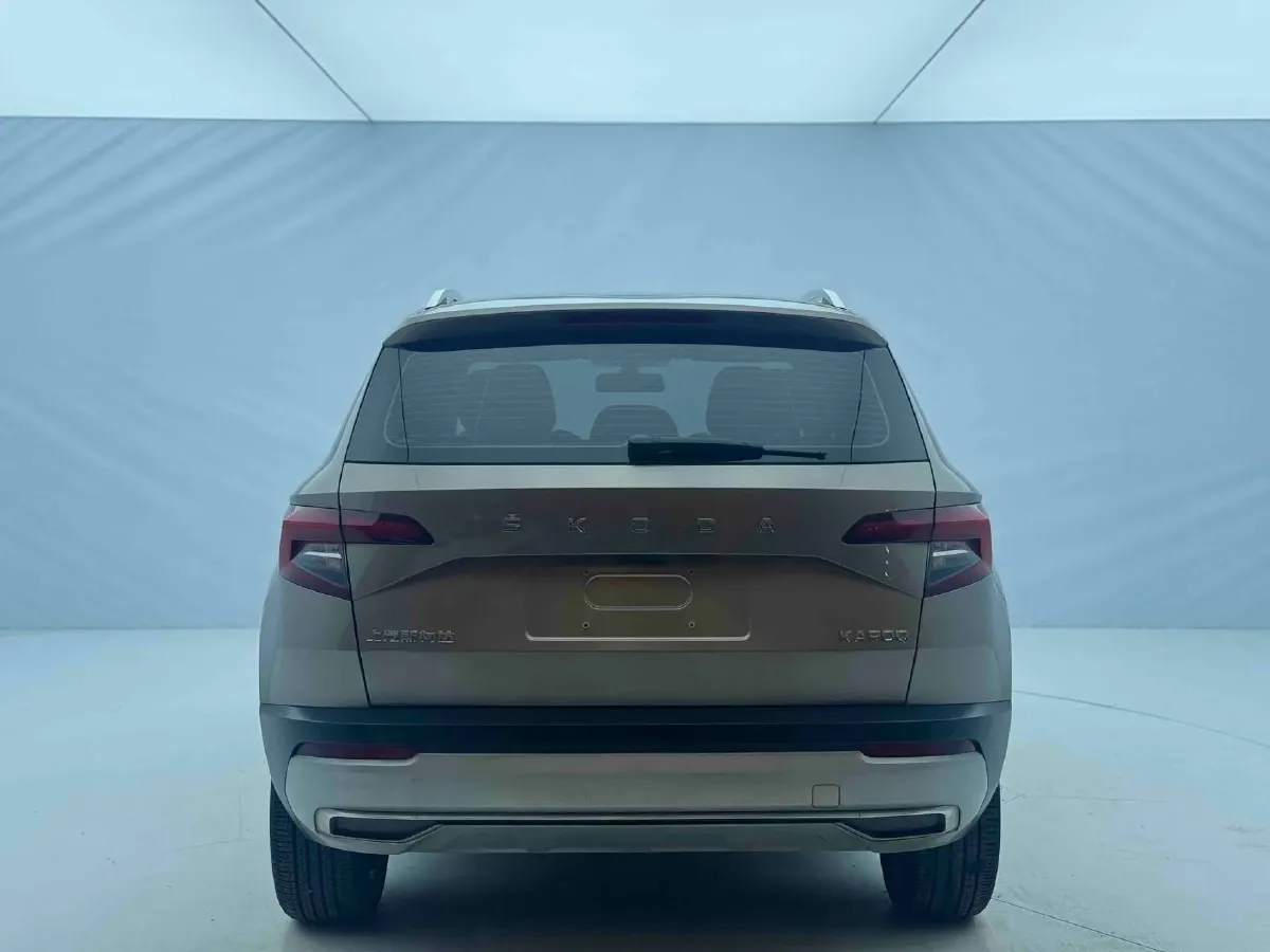 2021 Skoda Karoq 1.4T 150HP L4 7DCT,autocango,china used car exporter,china ev exporter,chinese used car exporter,chinese used ev exporter