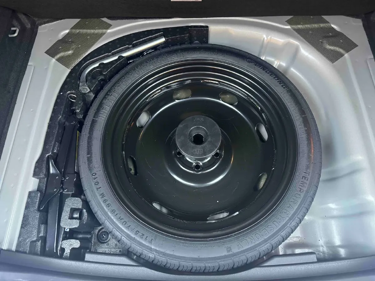 2021 Skoda Karoq 1.4T 150HP L4 7DCT,autocango,china used car exporter,china ev exporter,chinese used car exporter,chinese used ev exporter