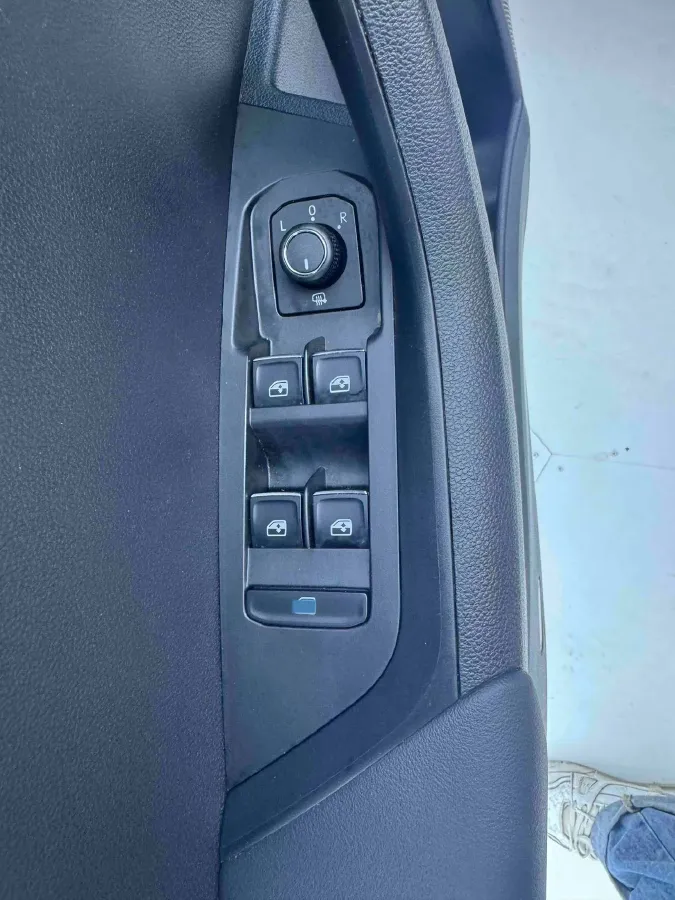 2021 Skoda Karoq 1.4T 150HP L4 7DCT,autocango,china used car exporter,china ev exporter,chinese used car exporter,chinese used ev exporter