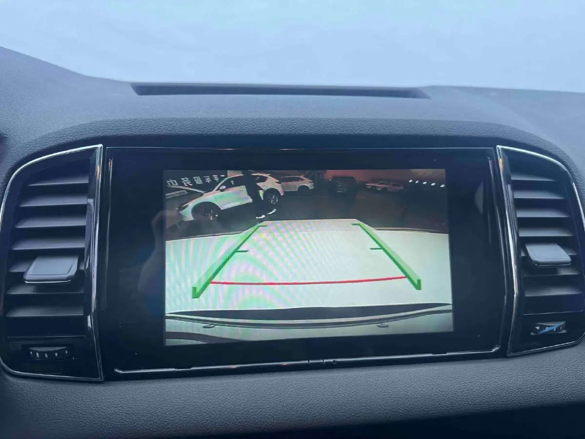 2021 Skoda Karoq 1.4T 150HP L4 7DCT,autocango,china used car exporter,china ev exporter,chinese used car exporter,chinese used ev exporter