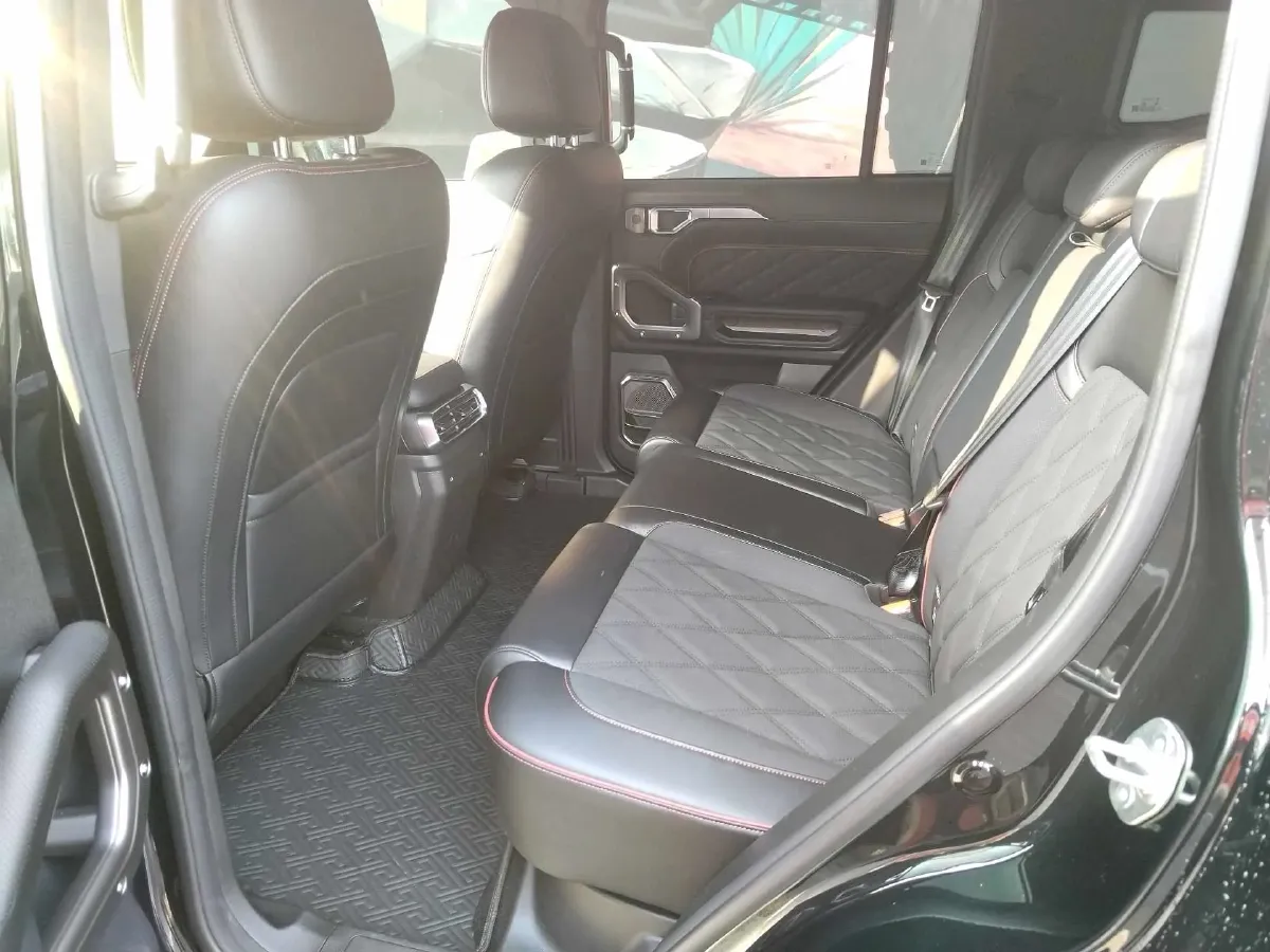 2025 Jetour Traveller 1.5T 184HP L4 7DCT,autocango,china used car exporter,china ev exporter,chinese used car exporter,chinese used ev exporter