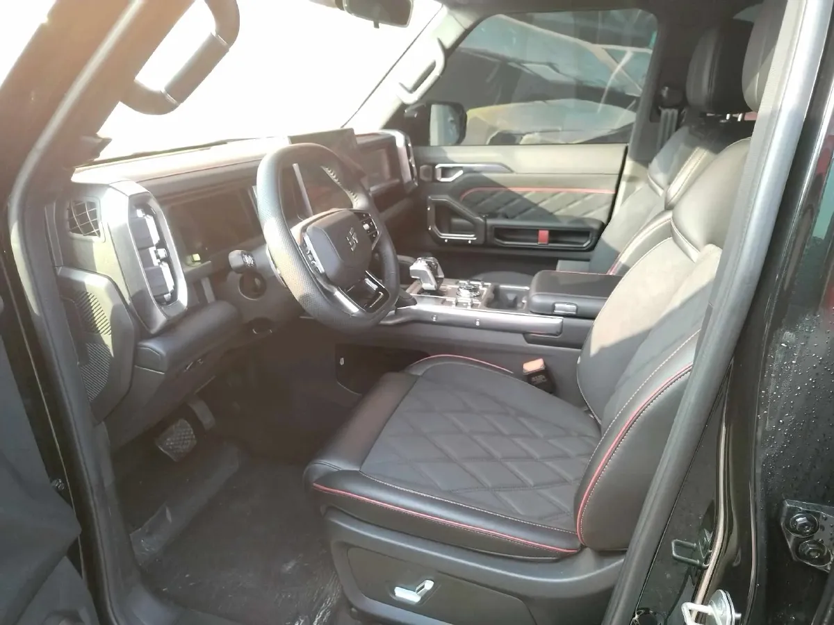 2025 Jetour Traveller 1.5T 184HP L4 7DCT,autocango,china used car exporter,china ev exporter,chinese used car exporter,chinese used ev exporter