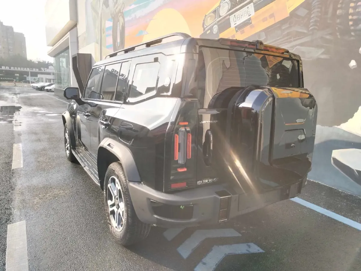 2025 Jetour Traveller 1.5T 184HP L4 7DCT,autocango,china used car exporter,china ev exporter,chinese used car exporter,chinese used ev exporter