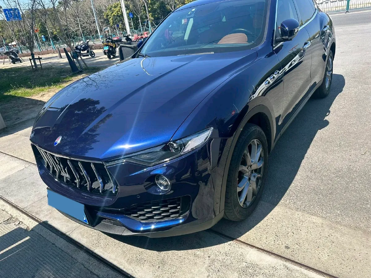 2019 Maserati Levante 3.0T 350HP V6 8AT,autocango,china used car exporter,china ev exporter,chinese used car exporter,chinese used ev exporter