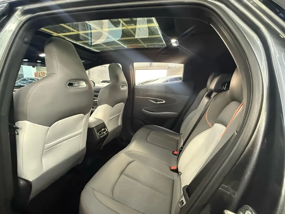 2022 ChangAn UNI-T 1.5T 188HP L4 7DCT,autocango,china used car exporter,china ev exporter,chinese used car exporter,chinese used ev exporter