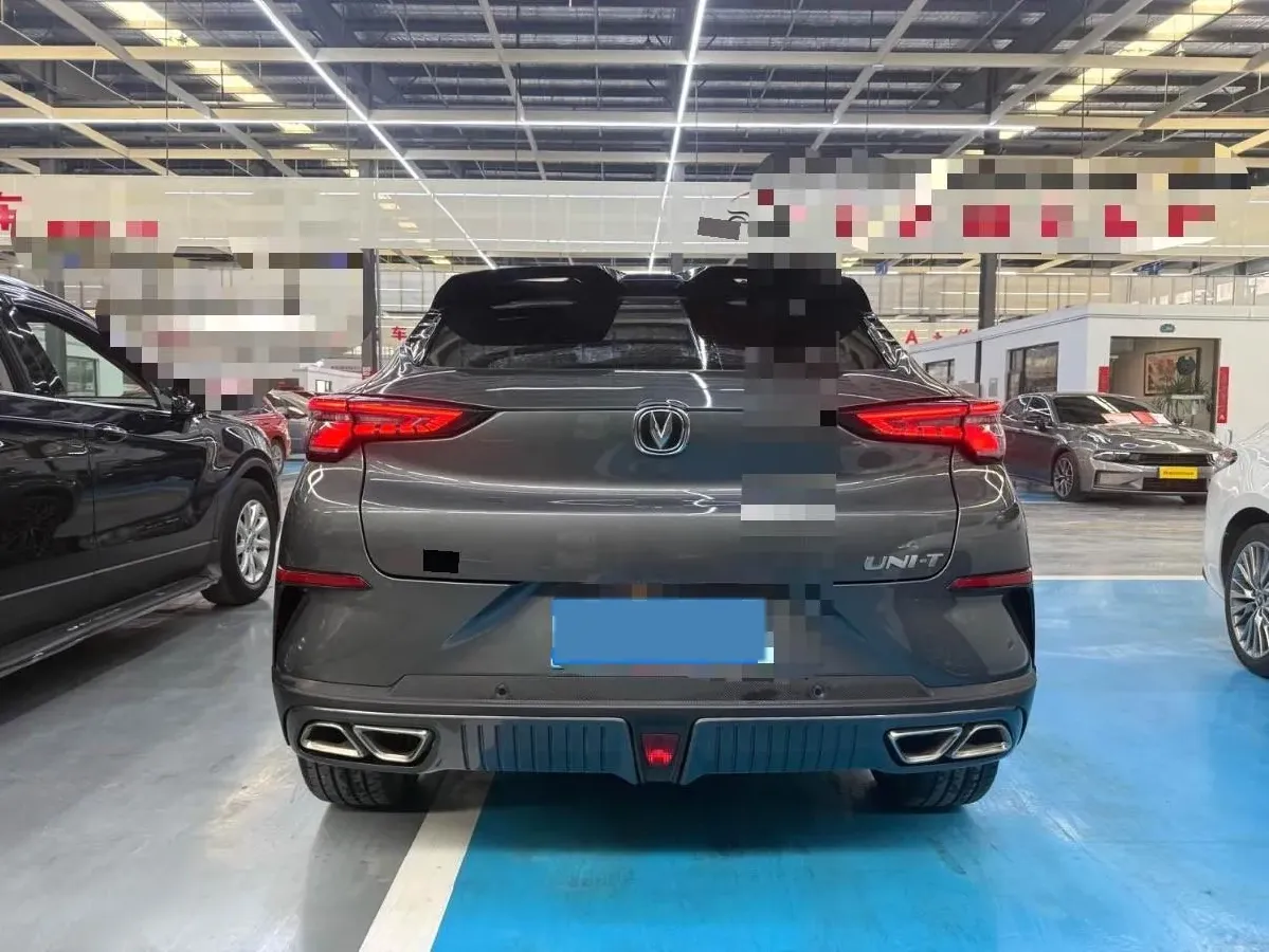 2022 ChangAn UNI-T 1.5T 188HP L4 7DCT,autocango,china used car exporter,china ev exporter,chinese used car exporter,chinese used ev exporter
