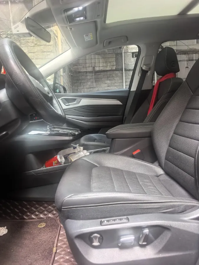 2023 Volkswagen Talagon 2.0T 220HP L4 7DCT,autocango,china used car exporter,china ev exporter,chinese used car exporter,chinese used ev exporter