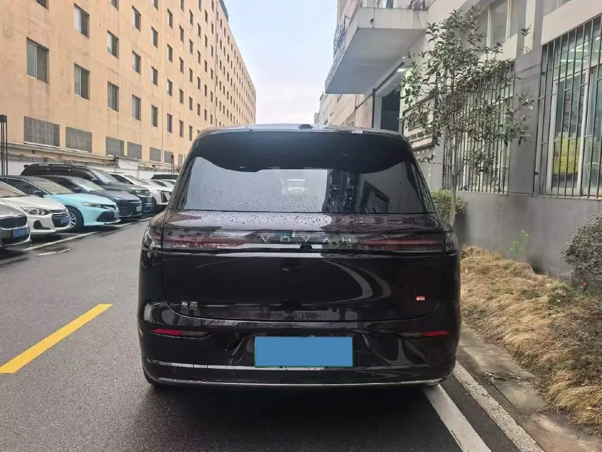 2026 Voyah 9L 1.5T 150HP L4 PHEV,autocango,china used car exporter,china ev exporter,chinese used car exporter,chinese used ev exporter