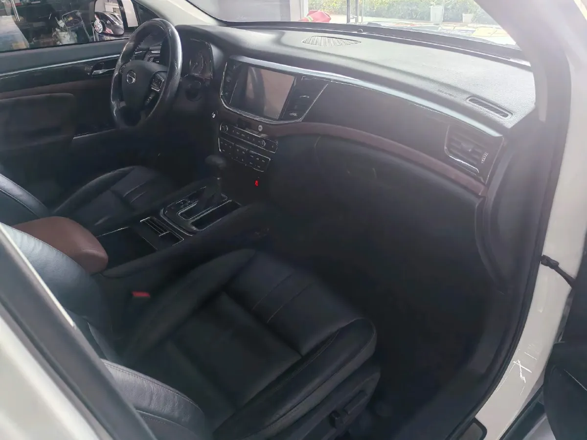 2017 GAC Trumpchi GS8 2.0T 201HP L4 6AT,autocango,china used car exporter,china ev exporter,chinese used car exporter,chinese used ev exporter