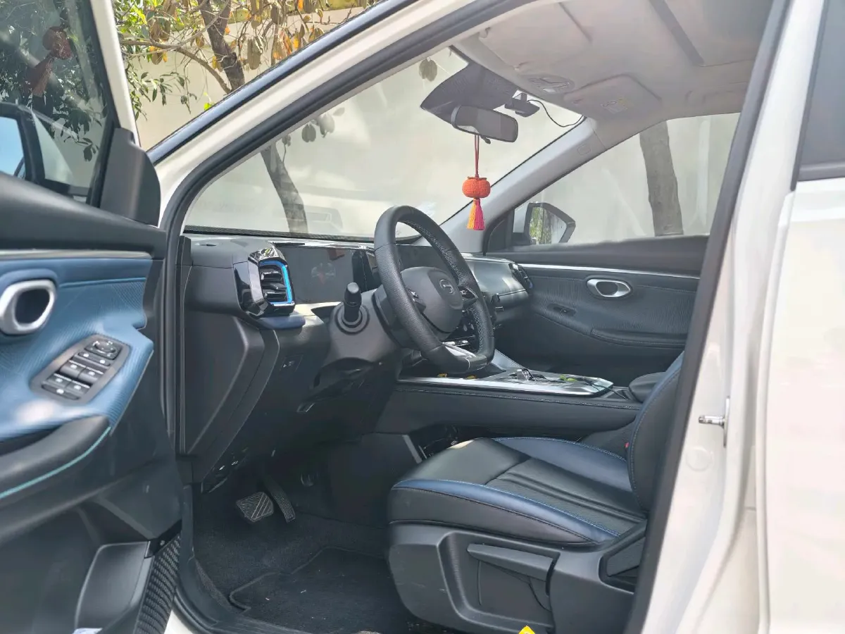 2023 GAC Trumpchi GS3 1.5T 177HP L4 7DCT,autocango,china used car exporter,china ev exporter,chinese used car exporter,chinese used ev exporter