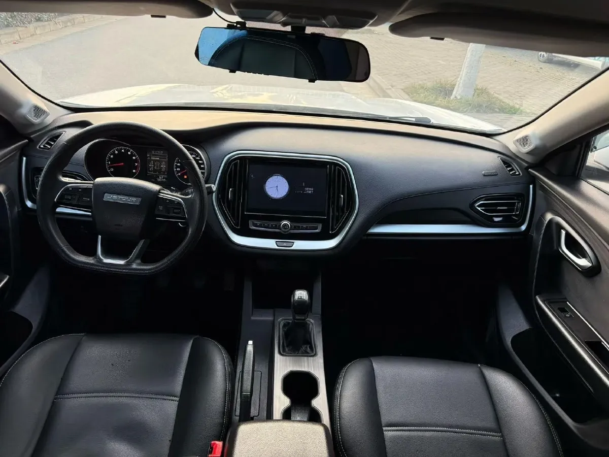 2020 Jetour X70M 1.5T 156HP L4 6MT,autocango,china used car exporter,china ev exporter,chinese used car exporter,chinese used ev exporter