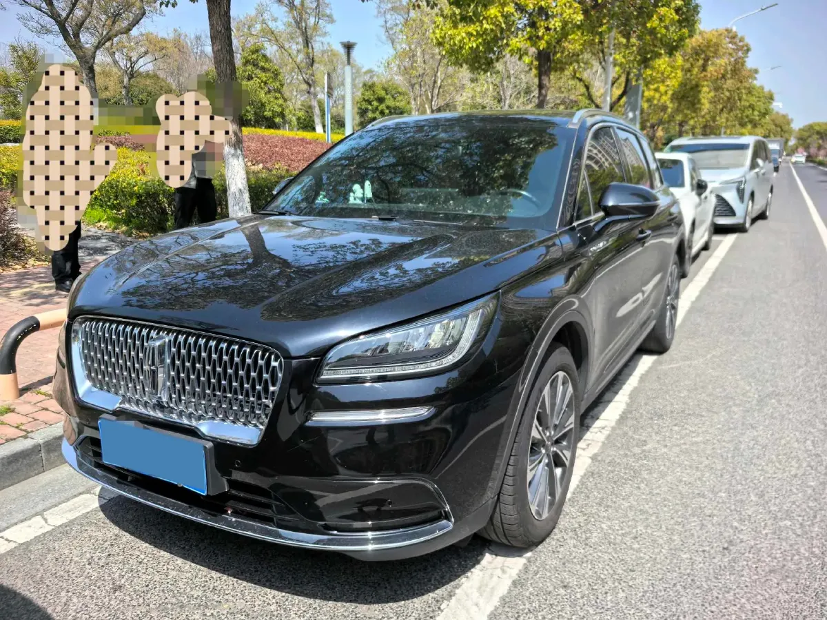 2022 Lincoln Corsair 2.0T 245HP L4 8AT,autocango,china used car exporter,china ev exporter,chinese used car exporter,chinese used ev exporter