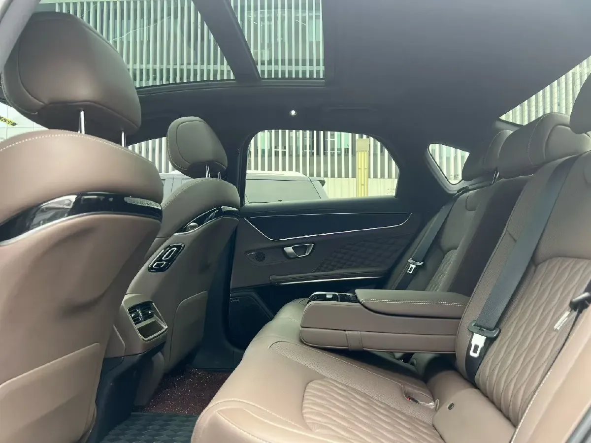 2023 BYD Han 1.5T 139HP L4 E-CVT PHEV 18.316KWH,autocango,china used car exporter,china ev exporter,chinese used car exporter,chinese used ev exporter