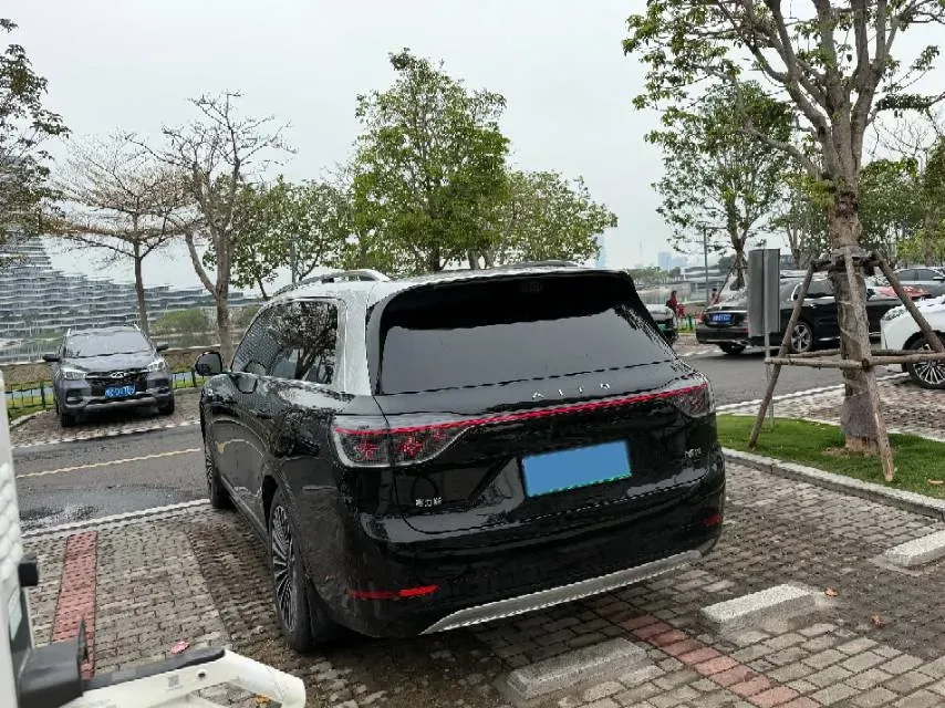 2025 AITO AITO M9 REEV 160HP REEV 52KWH,autocango,china used car exporter,china ev exporter,chinese used car exporter,chinese used ev exporter