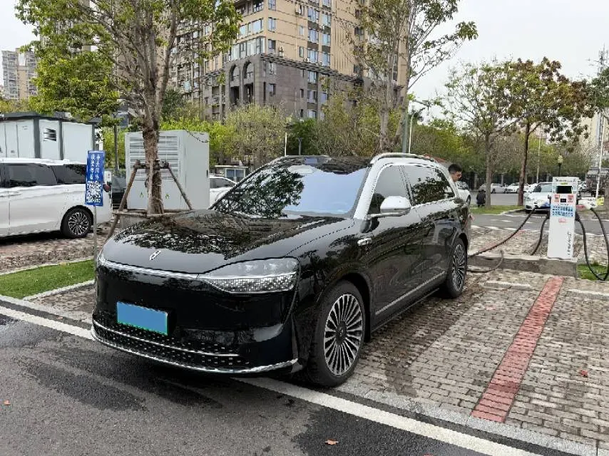 2025 AITO AITO M9 REEV 160HP REEV 52KWH,autocango,china used car exporter,china ev exporter,chinese used car exporter,chinese used ev exporter