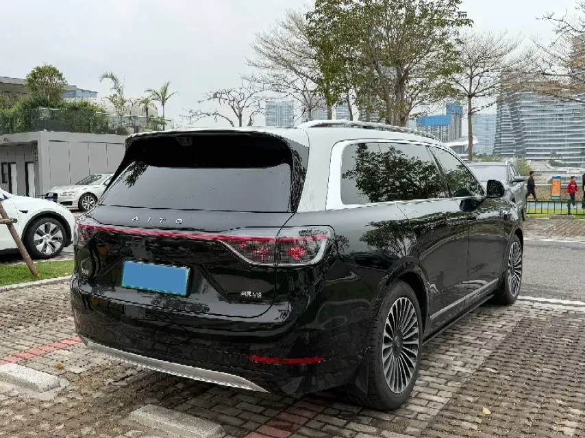 2025 AITO AITO M9 REEV 160HP REEV 52KWH,autocango,china used car exporter,china ev exporter,chinese used car exporter,chinese used ev exporter
