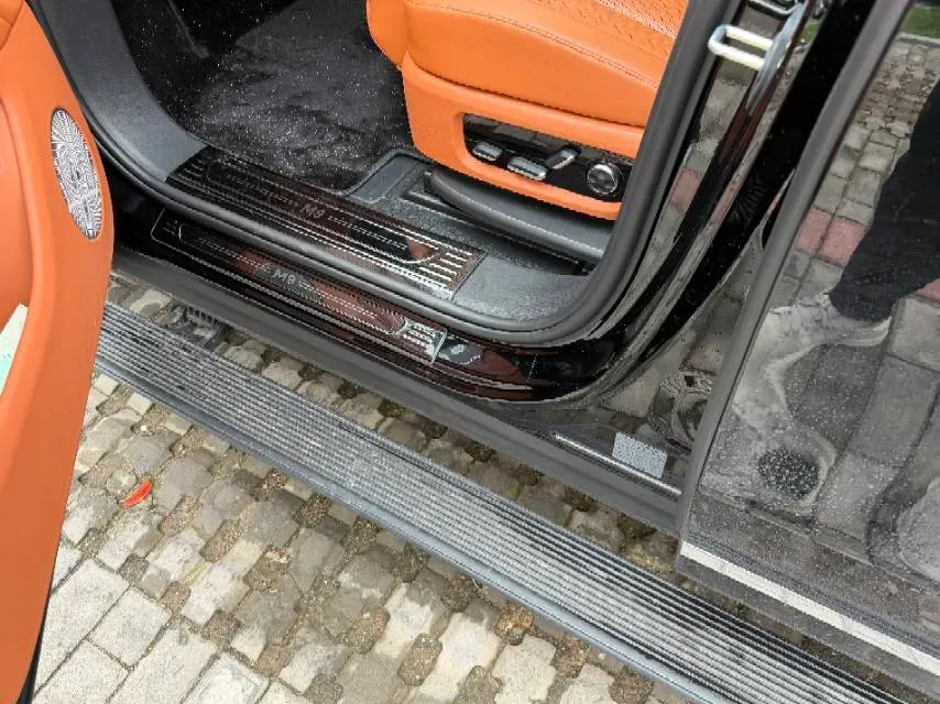 2025 AITO AITO M9 REEV 160HP REEV 52KWH,autocango,china used car exporter,china ev exporter,chinese used car exporter,chinese used ev exporter