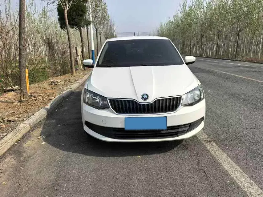 2017 Skoda Fabia 1.4L 90HP L4 6AT,autocango,china used car exporter,china ev exporter,chinese used car exporter,chinese used ev exporter