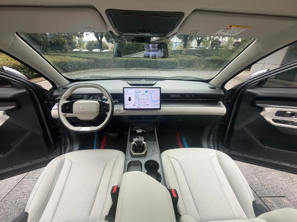 2023 Jetour DASHING 1.5T 156HP L4 6DCT,autocango,china used car exporter,china ev exporter,chinese used car exporter,chinese used ev exporter