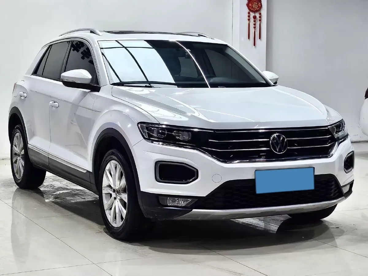 2022 Volkswagen T-Roc 1.4T 150HP L4 7DCT,autocango,china used car exporter,china ev exporter,chinese used car exporter,chinese used ev exporter