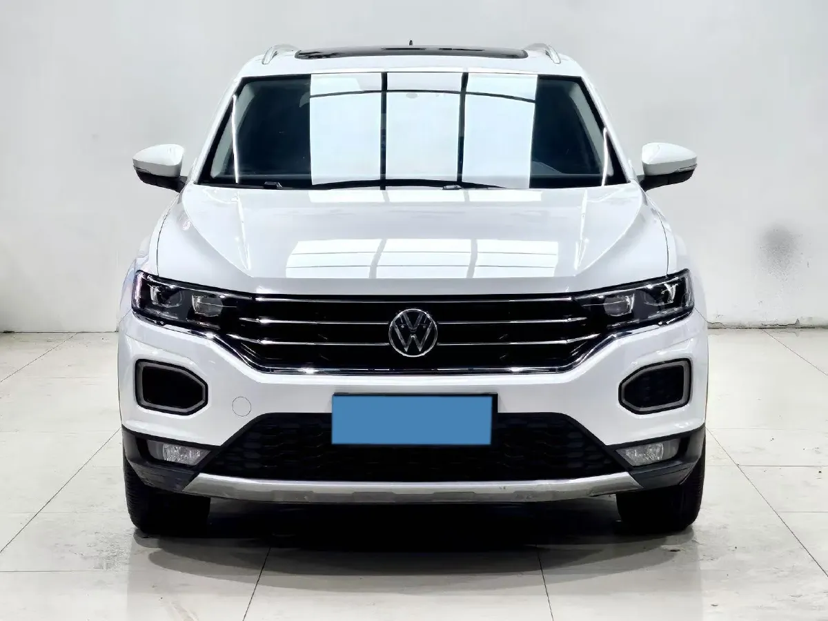 2022 Volkswagen T-Roc 1.4T 150HP L4 7DCT,autocango,china used car exporter,china ev exporter,chinese used car exporter,chinese used ev exporter