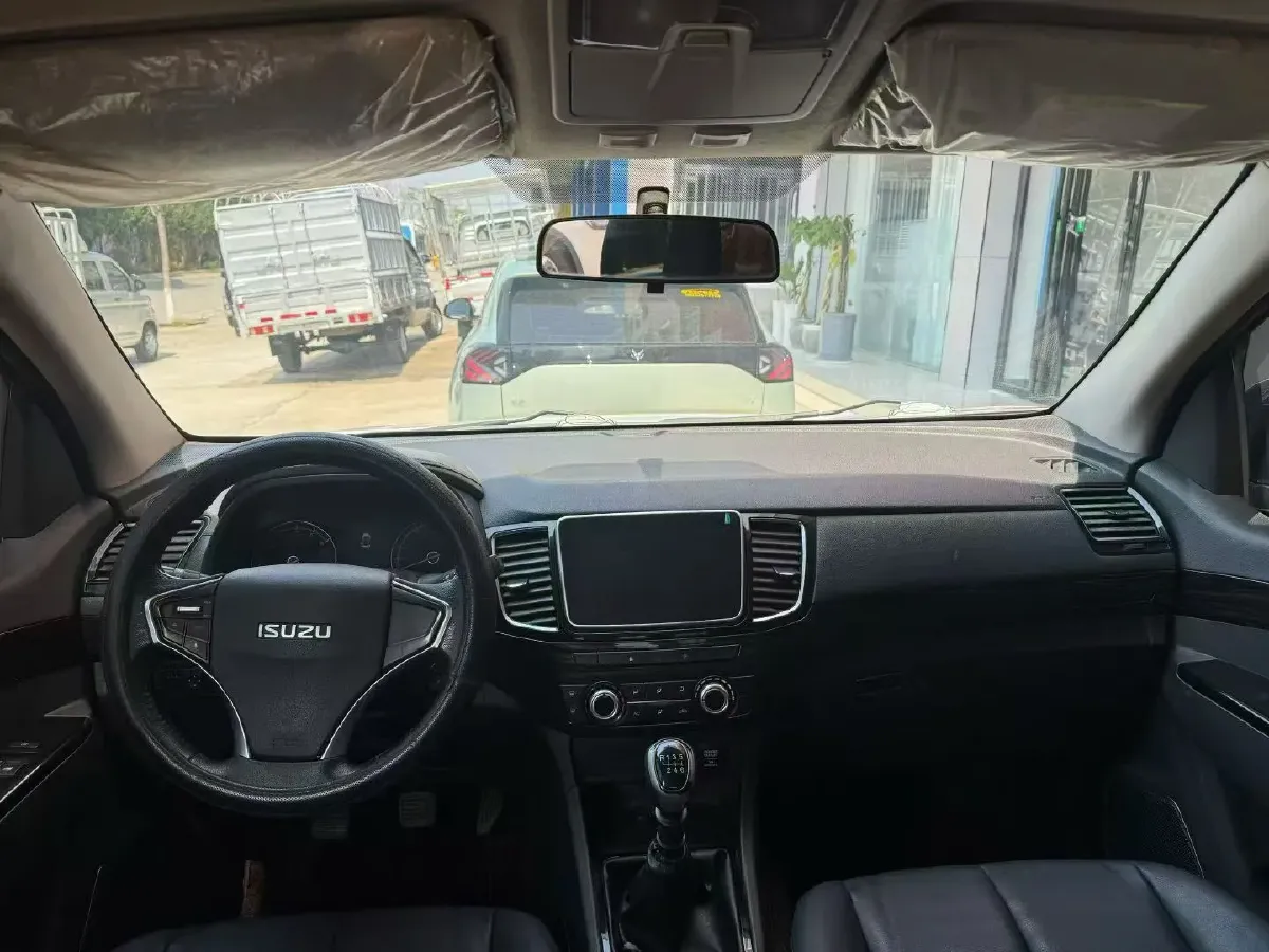 2020 Isuzu LingTuo 2.5T 150HP L4 6MT,autocango,china used car exporter,china ev exporter,chinese used car exporter,chinese used ev exporter