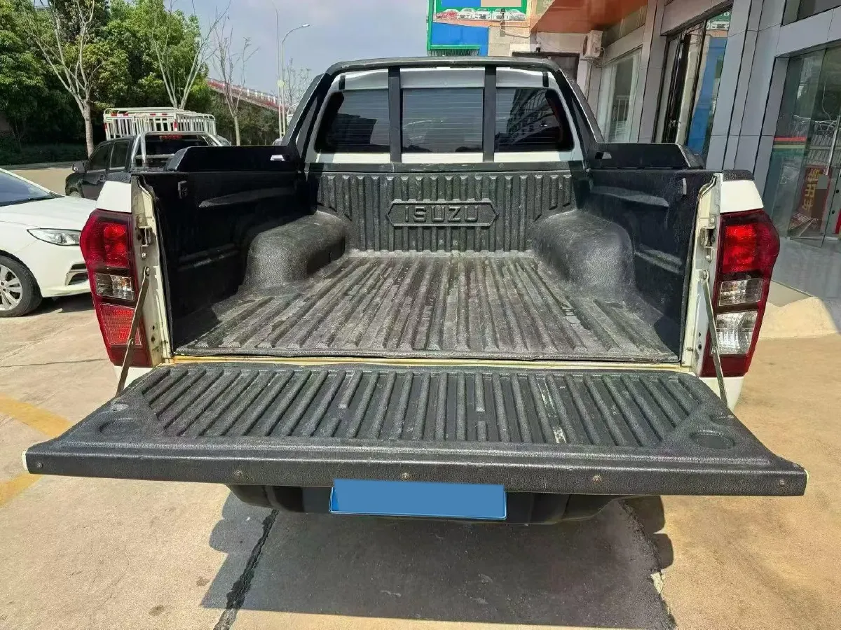 2020 Isuzu LingTuo 2.5T 150HP L4 6MT,autocango,china used car exporter,china ev exporter,chinese used car exporter,chinese used ev exporter