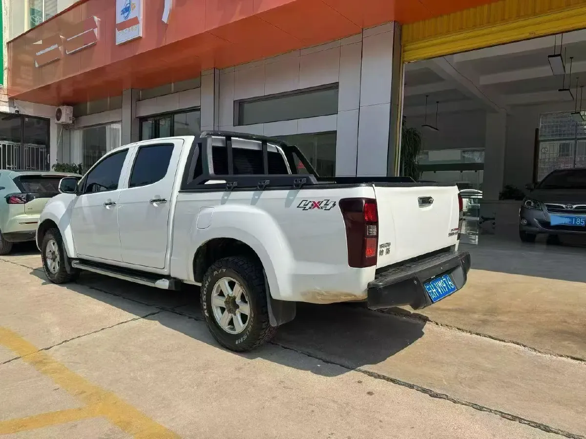 2020 Isuzu LingTuo 2.5T 150HP L4 6MT,autocango,china used car exporter,china ev exporter,chinese used car exporter,chinese used ev exporter