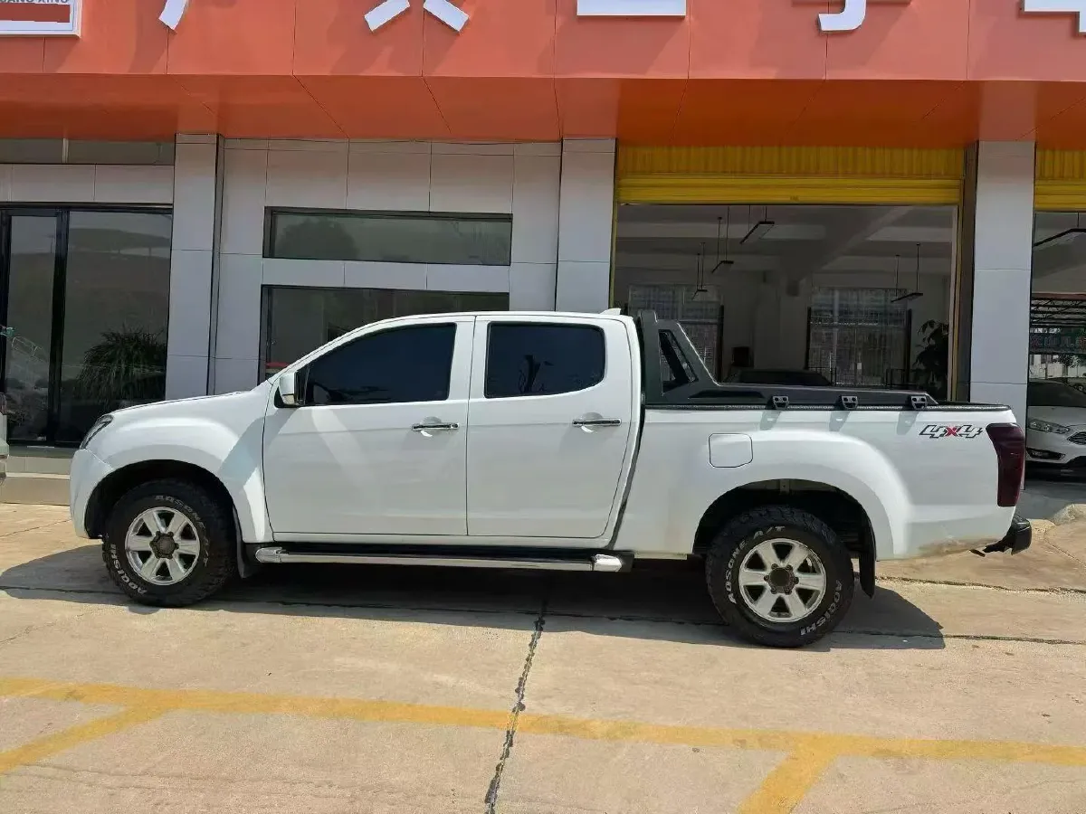 2020 Isuzu LingTuo 2.5T 150HP L4 6MT,autocango,china used car exporter,china ev exporter,chinese used car exporter,chinese used ev exporter