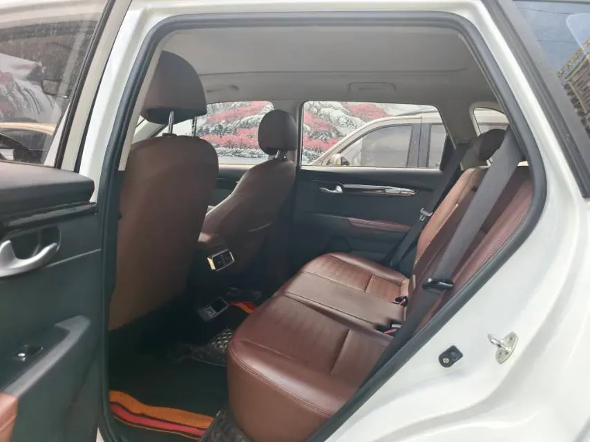 2021 Kia Sportage R 2.0L 161HP L4 6AT,autocango,china used car exporter,china ev exporter,chinese used car exporter,chinese used ev exporter