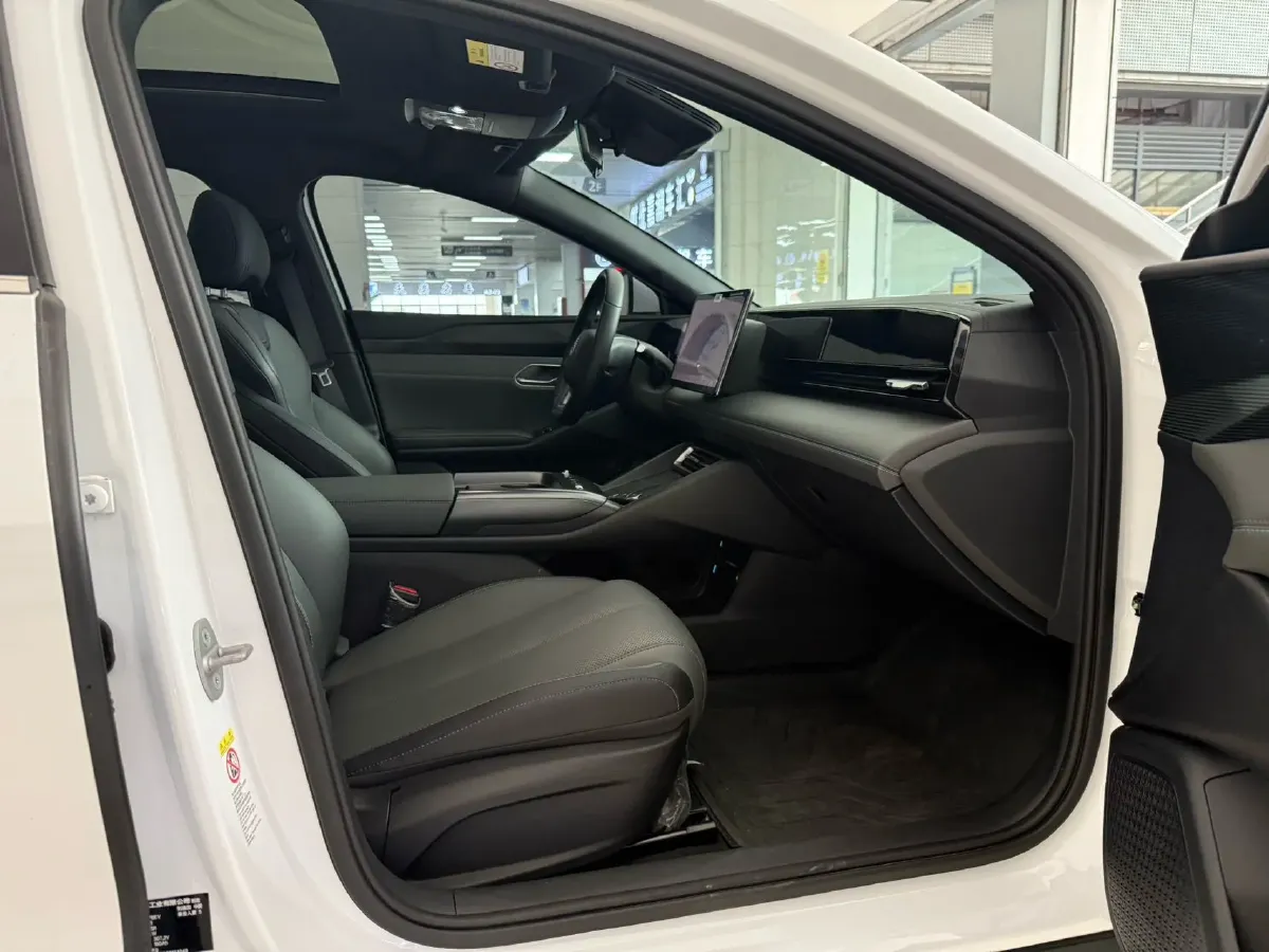 2025 BYD QinL BEV,autocango,china used car exporter,china ev exporter,chinese used car exporter,chinese used ev exporter