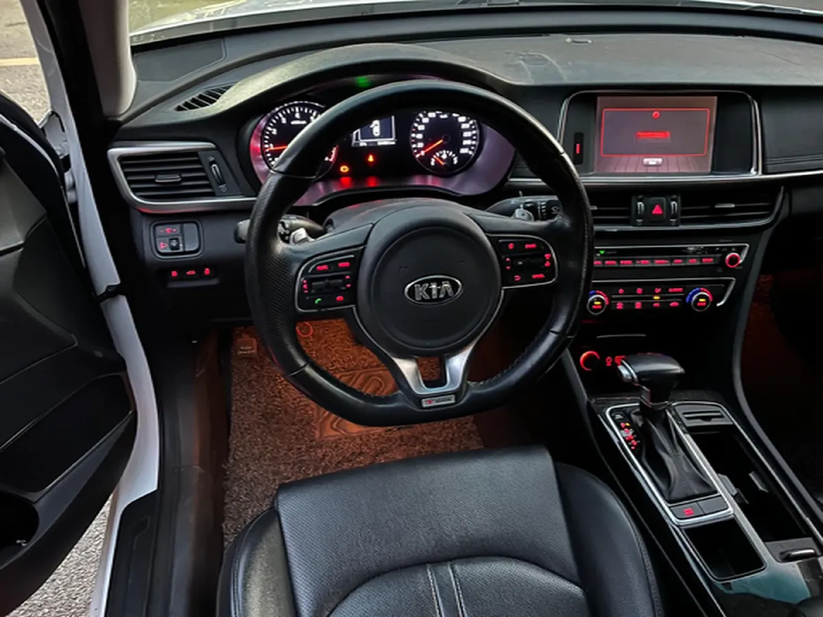 2016 Kia K5 1.6T 180HP L4 7DCT,autocango,china used car exporter,china ev exporter,chinese used car exporter,chinese used ev exporter