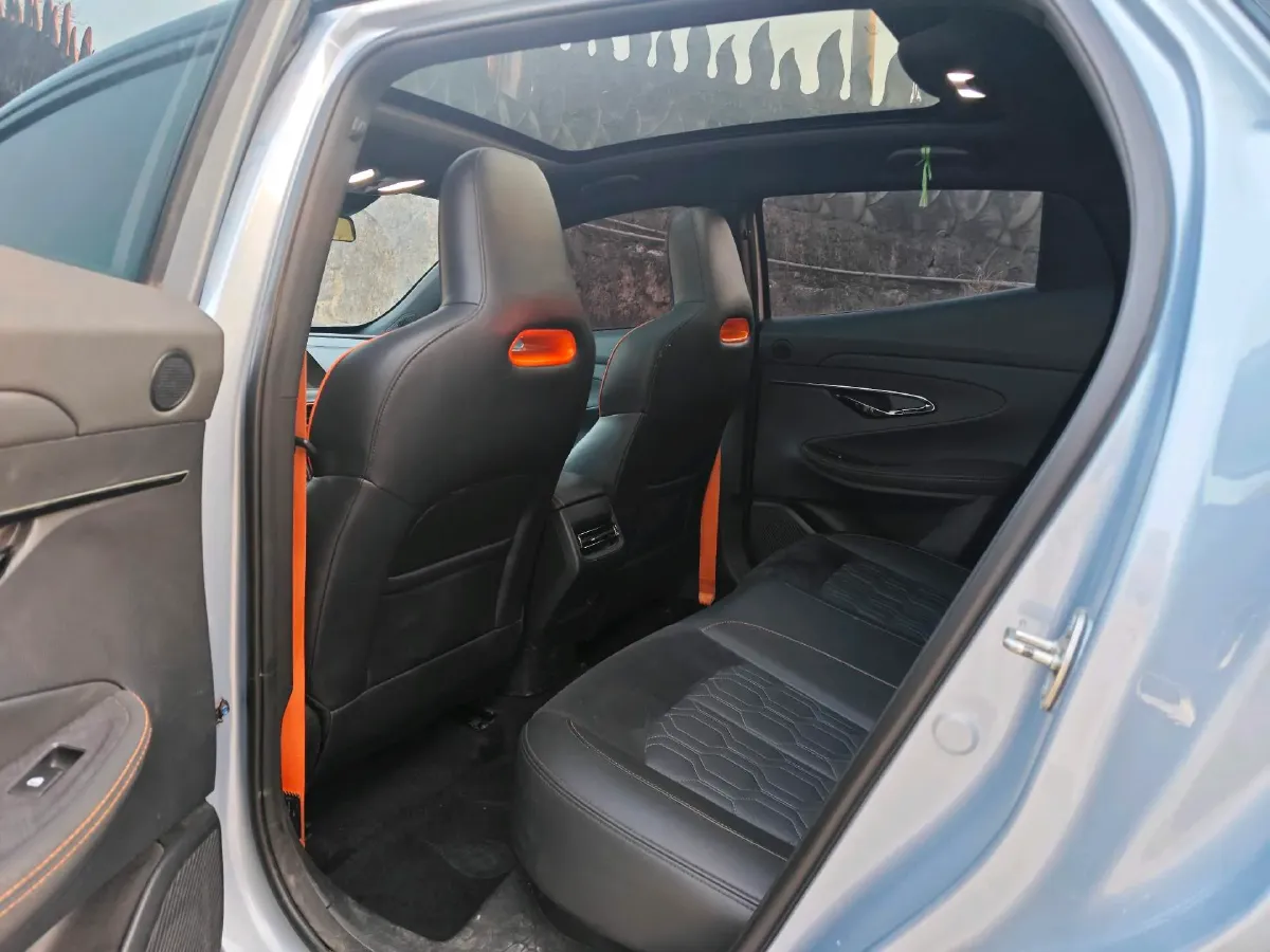 2022 ChangAn UNI-T 1.5T 188HP L4 7DCT,autocango,china used car exporter,china ev exporter,chinese used car exporter,chinese used ev exporter