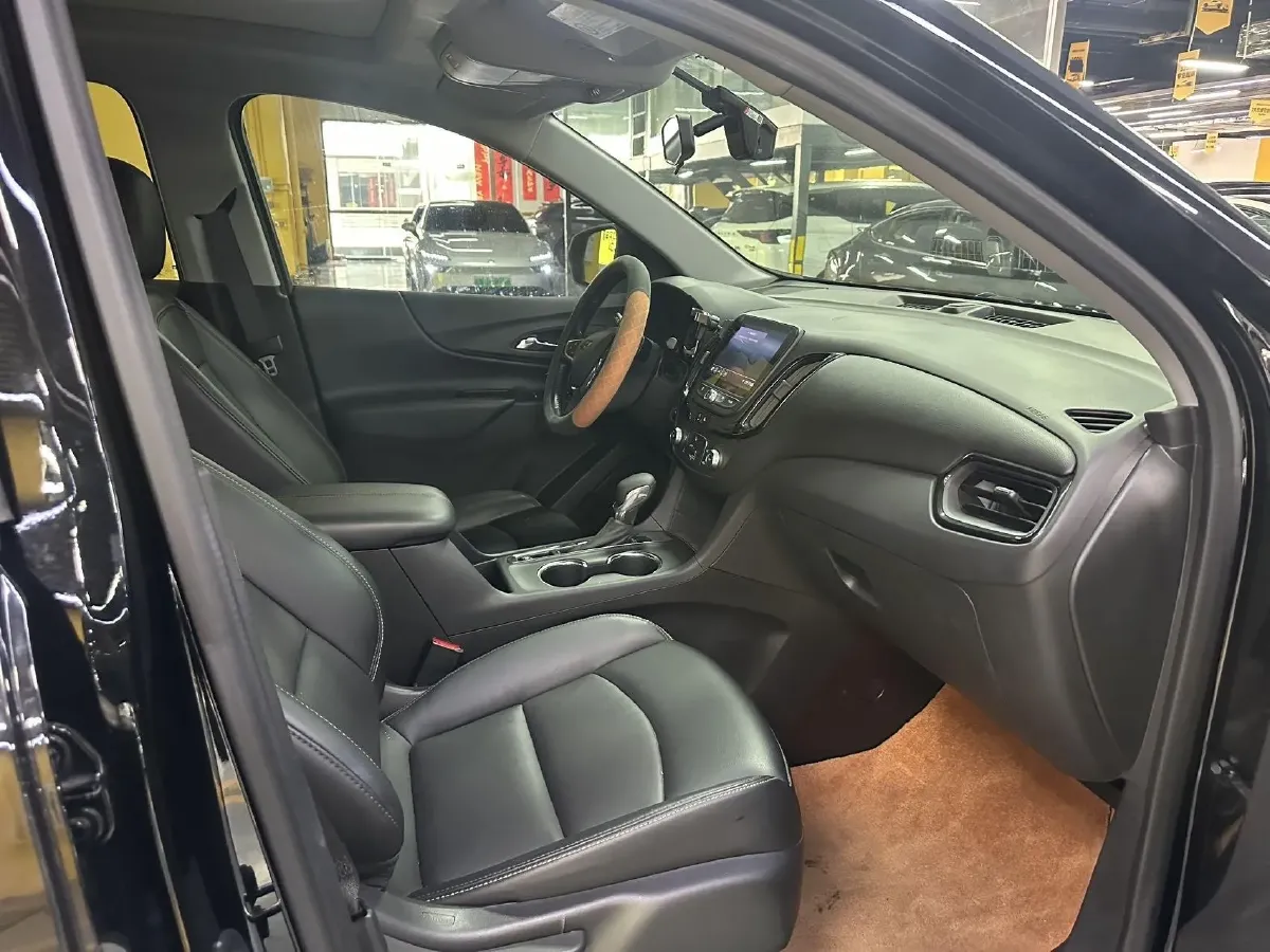 2022 Chevrolet Equinox 1.5T 169HP L4 6AT,autocango,china used car exporter,china ev exporter,chinese used car exporter,chinese used ev exporter