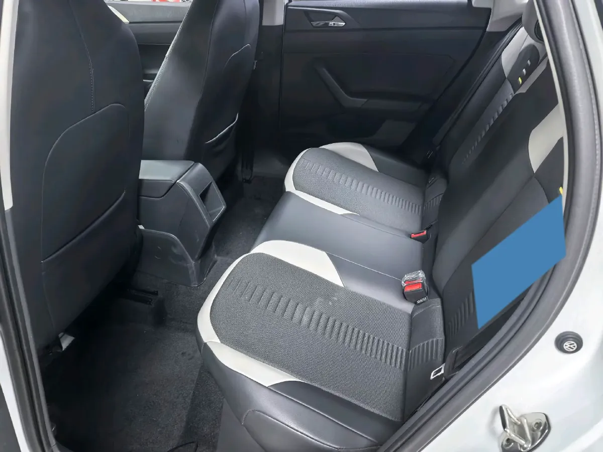 2023 Volkswagen Polo 1.5L 113HP L4 6AT,autocango,china used car exporter,china ev exporter,chinese used car exporter,chinese used ev exporter