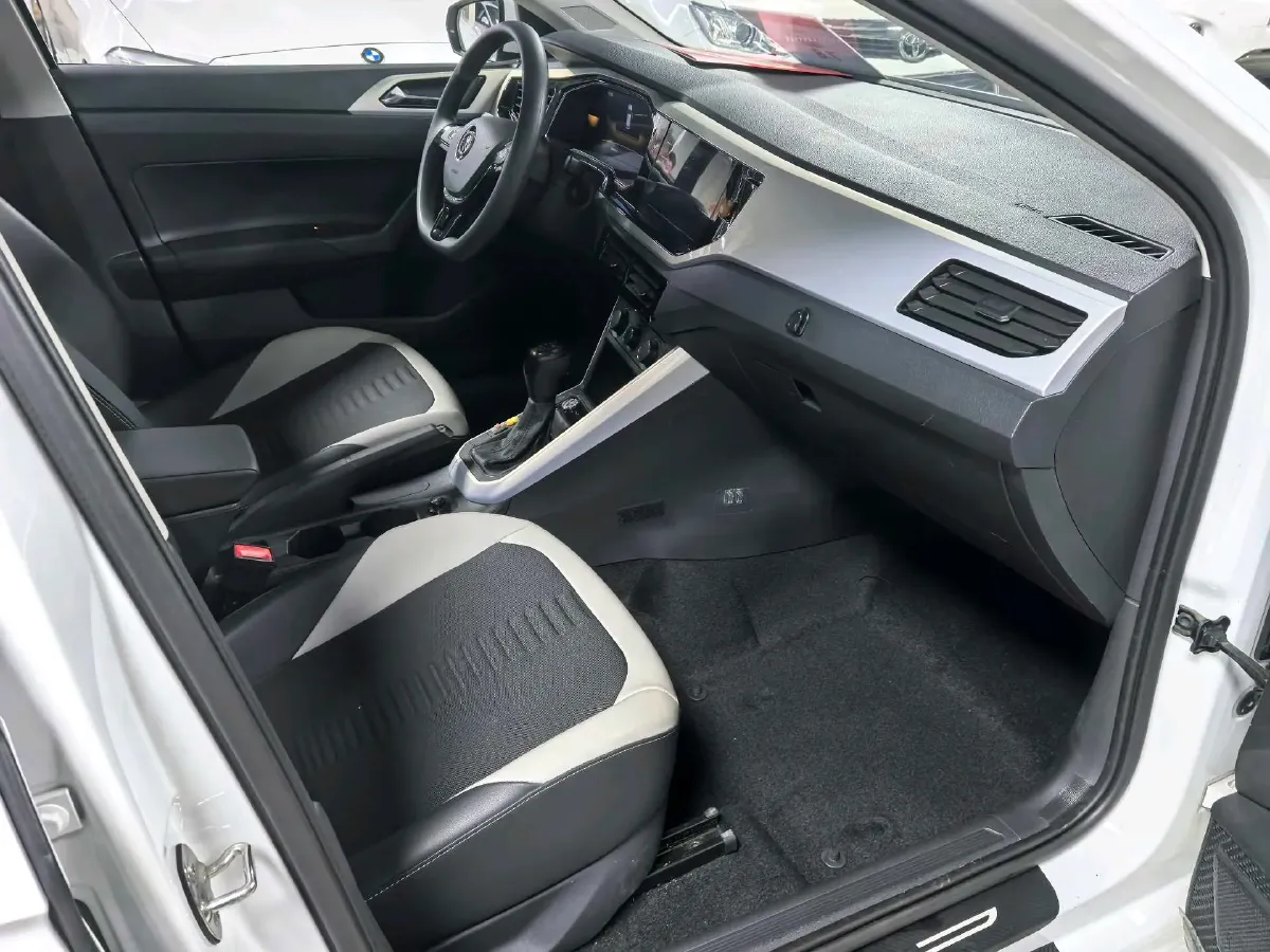 2023 Volkswagen Polo 1.5L 113HP L4 6AT,autocango,china used car exporter,china ev exporter,chinese used car exporter,chinese used ev exporter