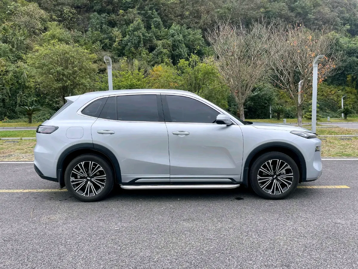 2025 BYD Sea Lion 05 DM-i 1.5L 101HP L4 E-CVT PHEV 18.3KWH,autocango,china used car exporter,china ev exporter,chinese used car exporter,chinese used ev exporter