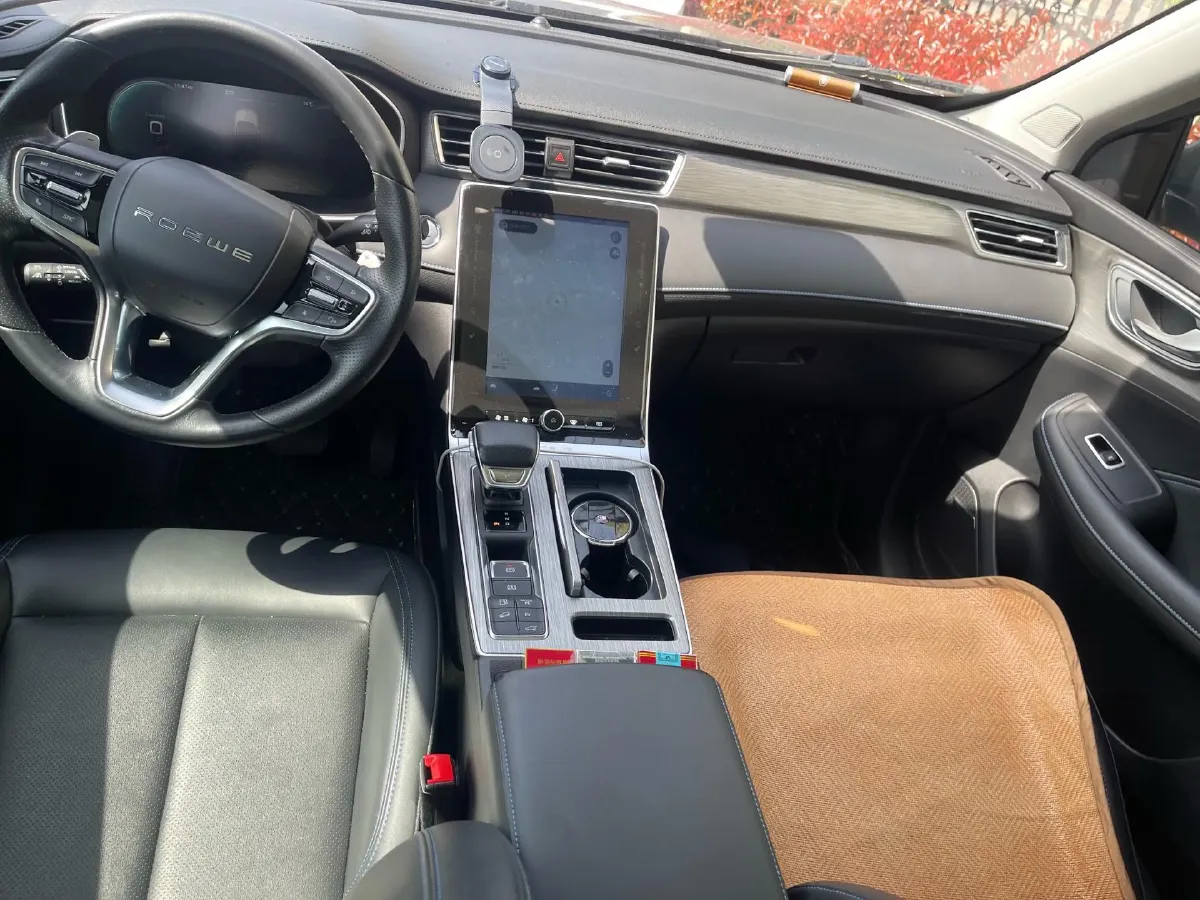 2021 Roewe RX5 1.5T 169HP L4 AMT PHEV 11.1KWH,autocango,china used car exporter,china ev exporter,chinese used car exporter,chinese used ev exporter