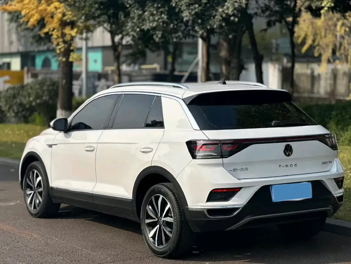2023 Volkswagen T-Roc 1.4T 150HP L4 7DCT,autocango,china used car exporter,china ev exporter,chinese used car exporter,chinese used ev exporter