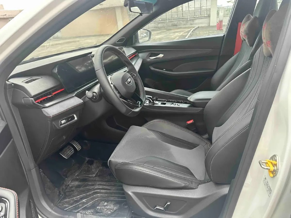 2022 Geely Binray 1.5T 181HP L4 7DCT,autocango,china used car exporter,china ev exporter,chinese used car exporter,chinese used ev exporter