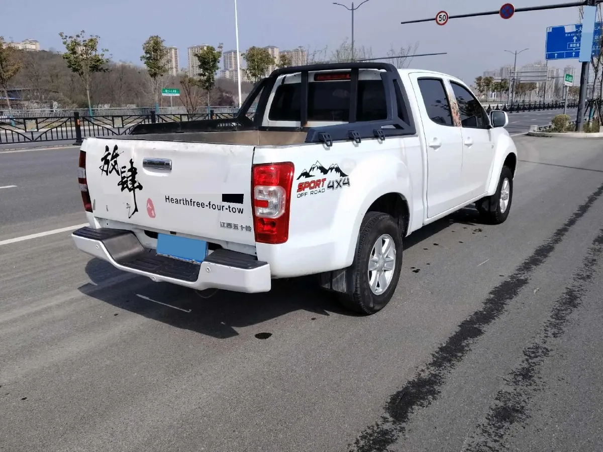 2020 Isuzu Jim 2.8T 120HP L4 5MT,autocango,china used car exporter,china ev exporter,chinese used car exporter,chinese used ev exporter