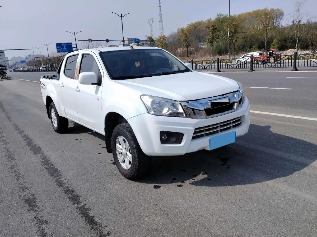 2020 Isuzu Jim 2.8T 120HP L4 5MT,autocango,china used car exporter,china ev exporter,chinese used car exporter,chinese used ev exporter