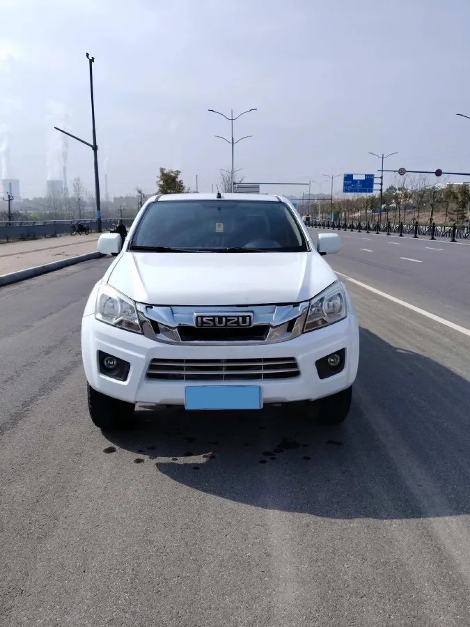 2020 Isuzu Jim 2.8T 120HP L4 5MT,autocango,china used car exporter,china ev exporter,chinese used car exporter,chinese used ev exporter