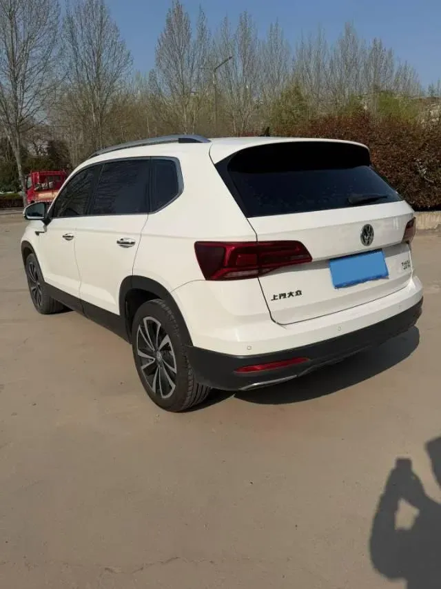 2019 MINI MINI 1.5T 102HP L3 7DCT,autocango,china used car exporter,china ev exporter,chinese used car exporter,chinese used ev exporter