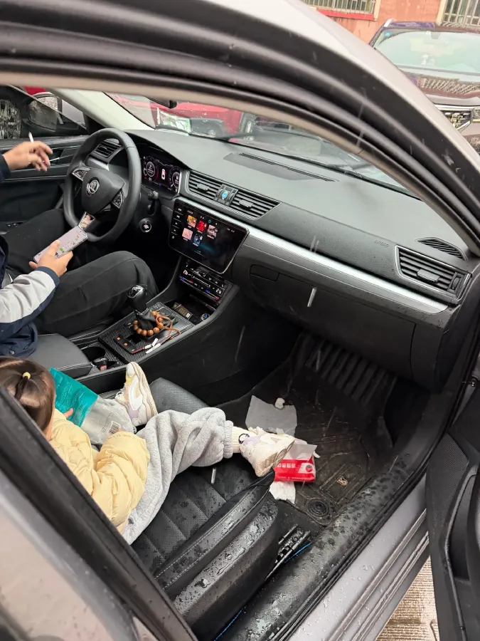 2022 Skoda Superb 1.4T 150HP L4 7DCT,autocango,china used car exporter,china ev exporter,chinese used car exporter,chinese used ev exporter