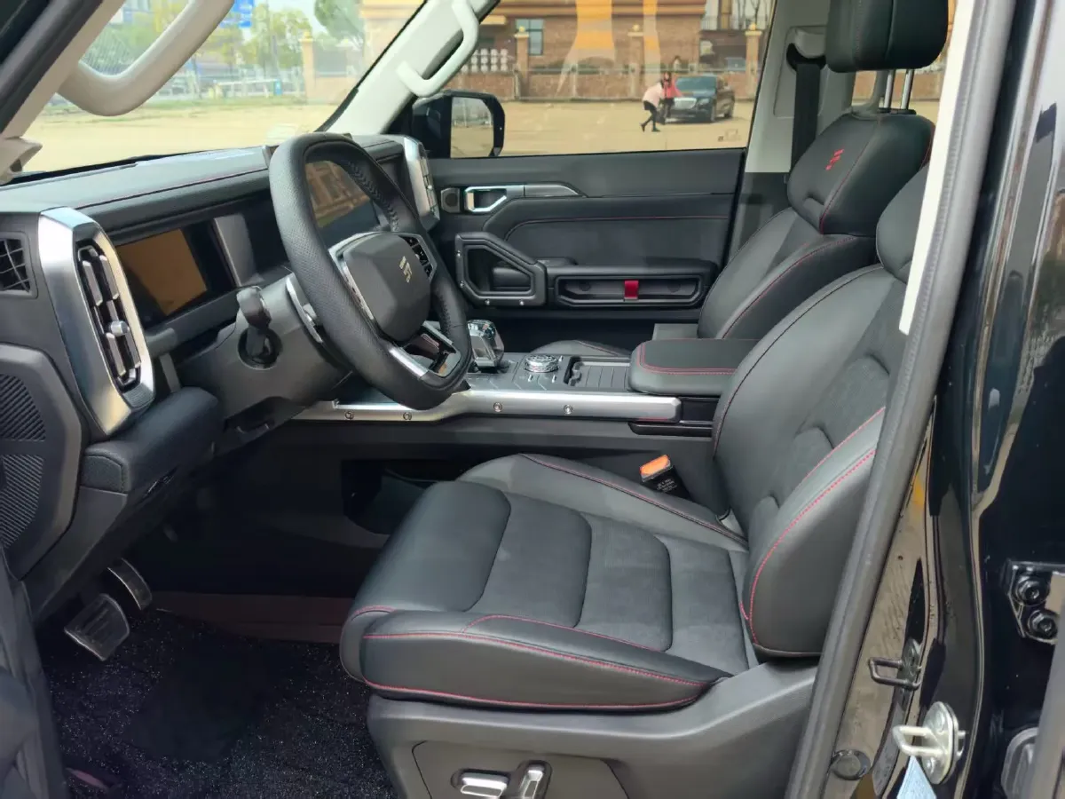 2025 Jetour Traveller 2.0T 254HP L4 7DCT,autocango,china used car exporter,china ev exporter,chinese used car exporter,chinese used ev exporter