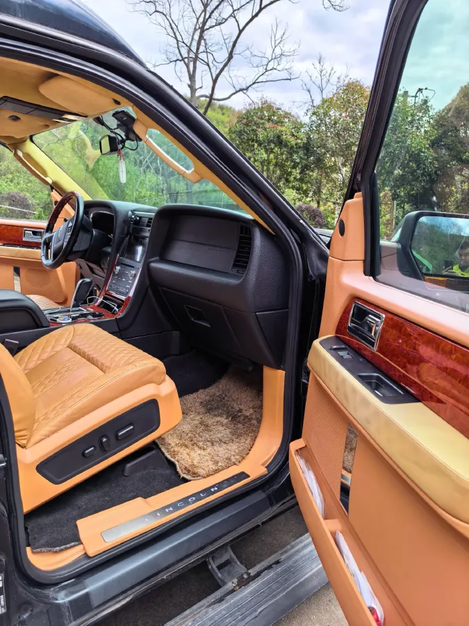 2016 Lincoln Navigator 3.5T 355HP V6 6AT,autocango,china used car exporter,china ev exporter,chinese used car exporter,chinese used ev exporter