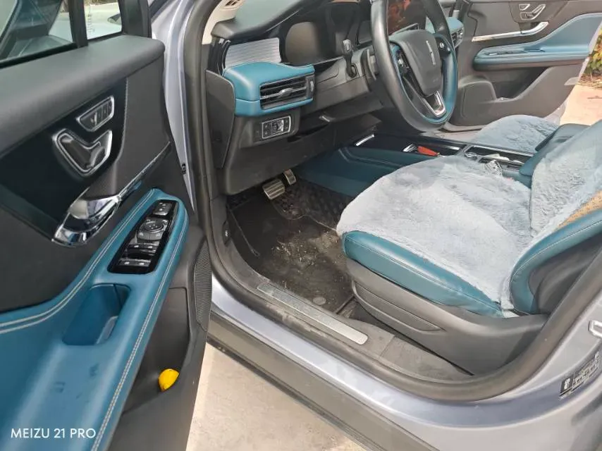 2022 Lincoln Corsair 2.0T 245HP L4 8AT,autocango,china used car exporter,china ev exporter,chinese used car exporter,chinese used ev exporter