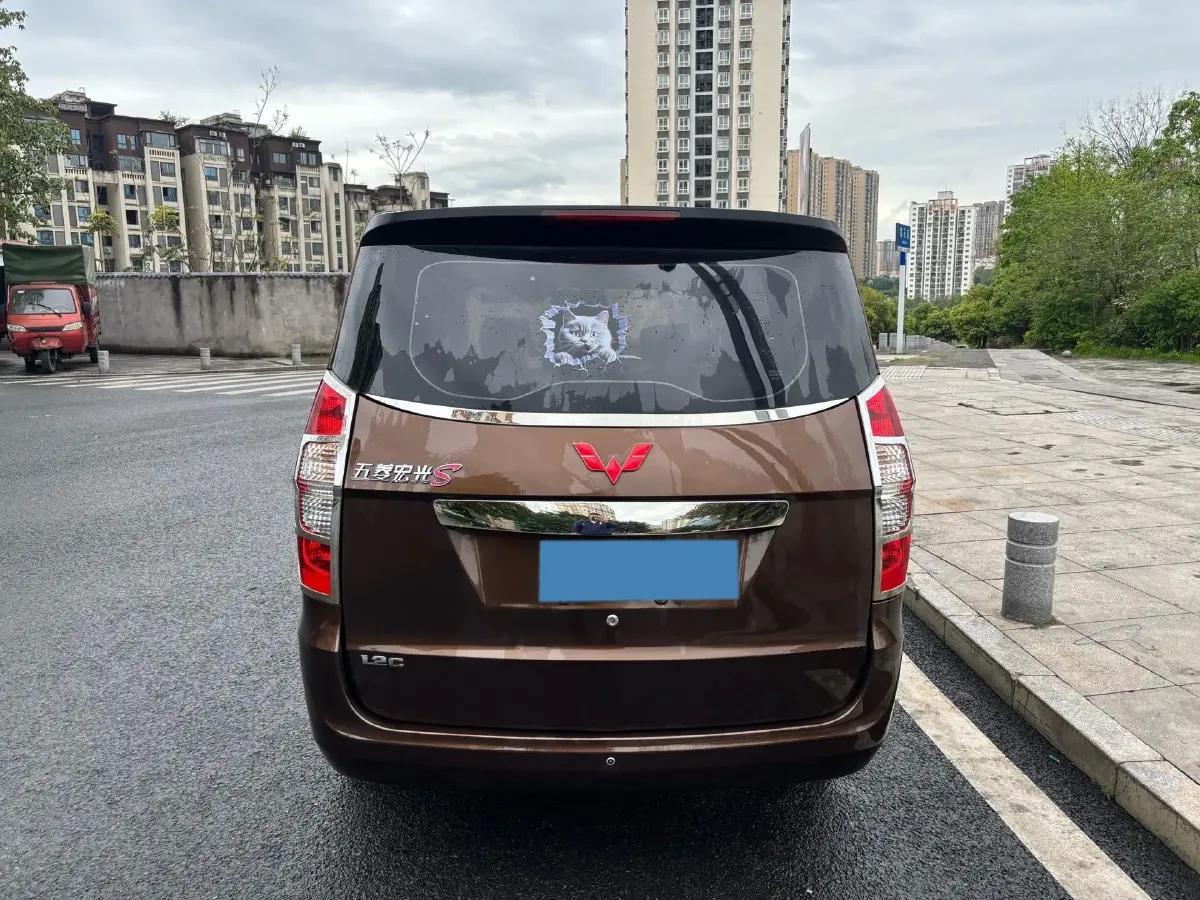 2018 WuLing HongGuang 1.2L 82HP L4 5MT,autocango,china used car exporter,china ev exporter,chinese used car exporter,chinese used ev exporter