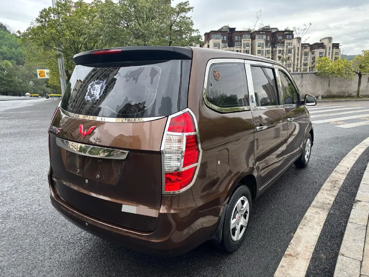 2018 WuLing HongGuang 1.2L 82HP L4 5MT,autocango,china used car exporter,china ev exporter,chinese used car exporter,chinese used ev exporter